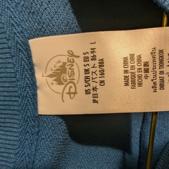 Disney dark blue 3/4 length top size small - Picture 2 of 2